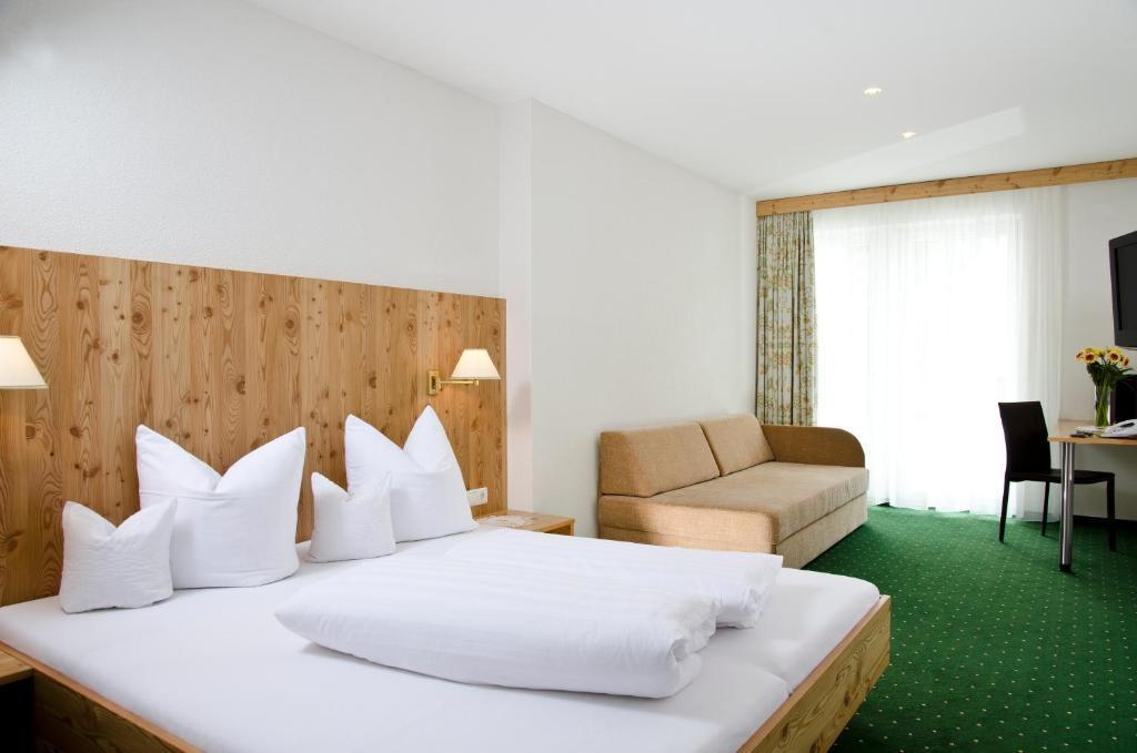 Berghotel Rasis Galtuer Room photo